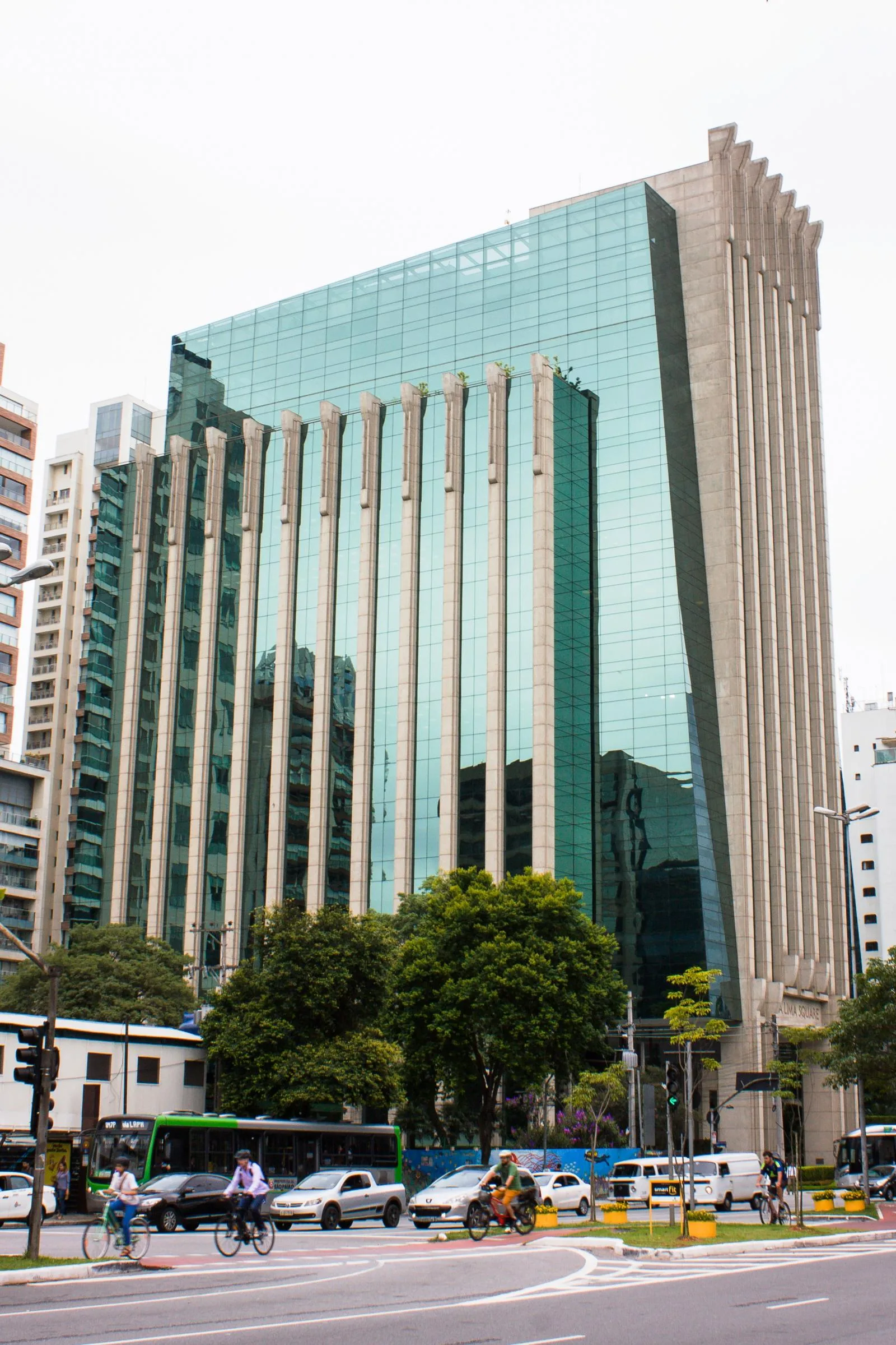 Faria Lima Square — Edifício corporativo em Faria Lima, São Paulo